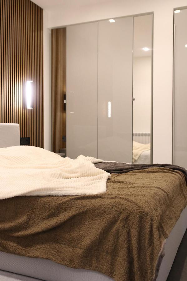 Luxury Pure! Bazzoni 2-Room Suite, Fully Equipped 奧爾比亞 外观 照片