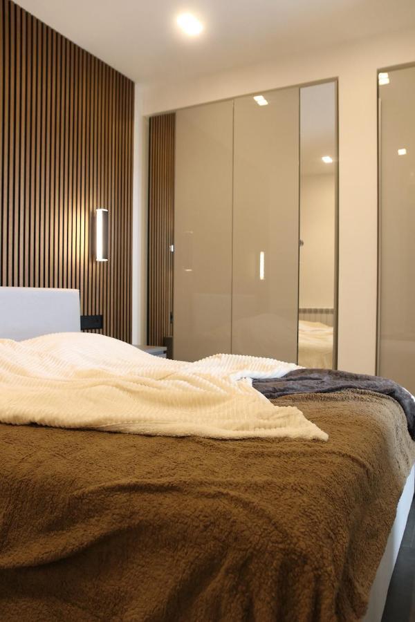 Luxury Pure! Bazzoni 2-Room Suite, Fully Equipped 奧爾比亞 外观 照片