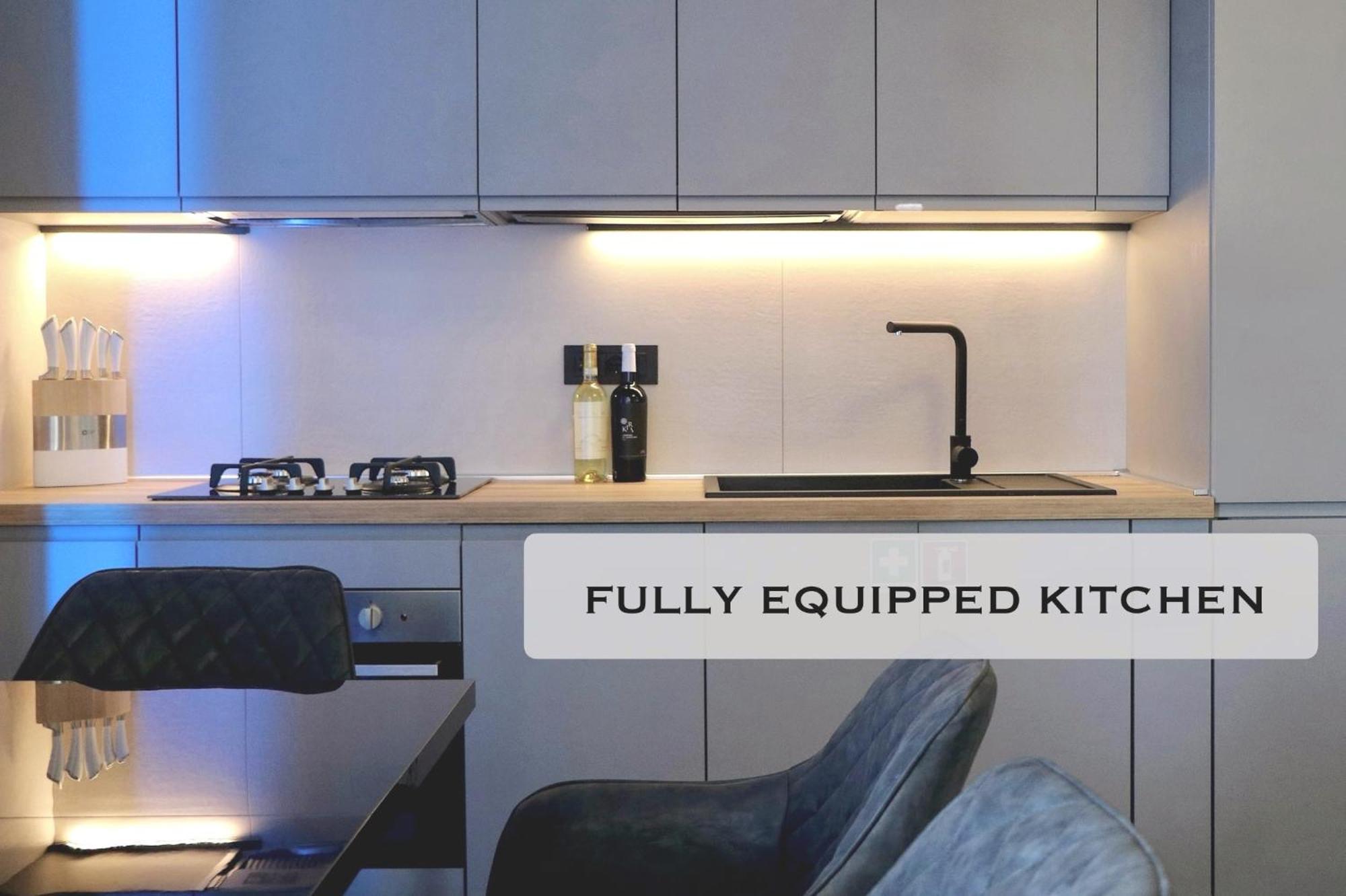 Luxury Pure! Bazzoni 2-Room Suite, Fully Equipped 奧爾比亞 外观 照片